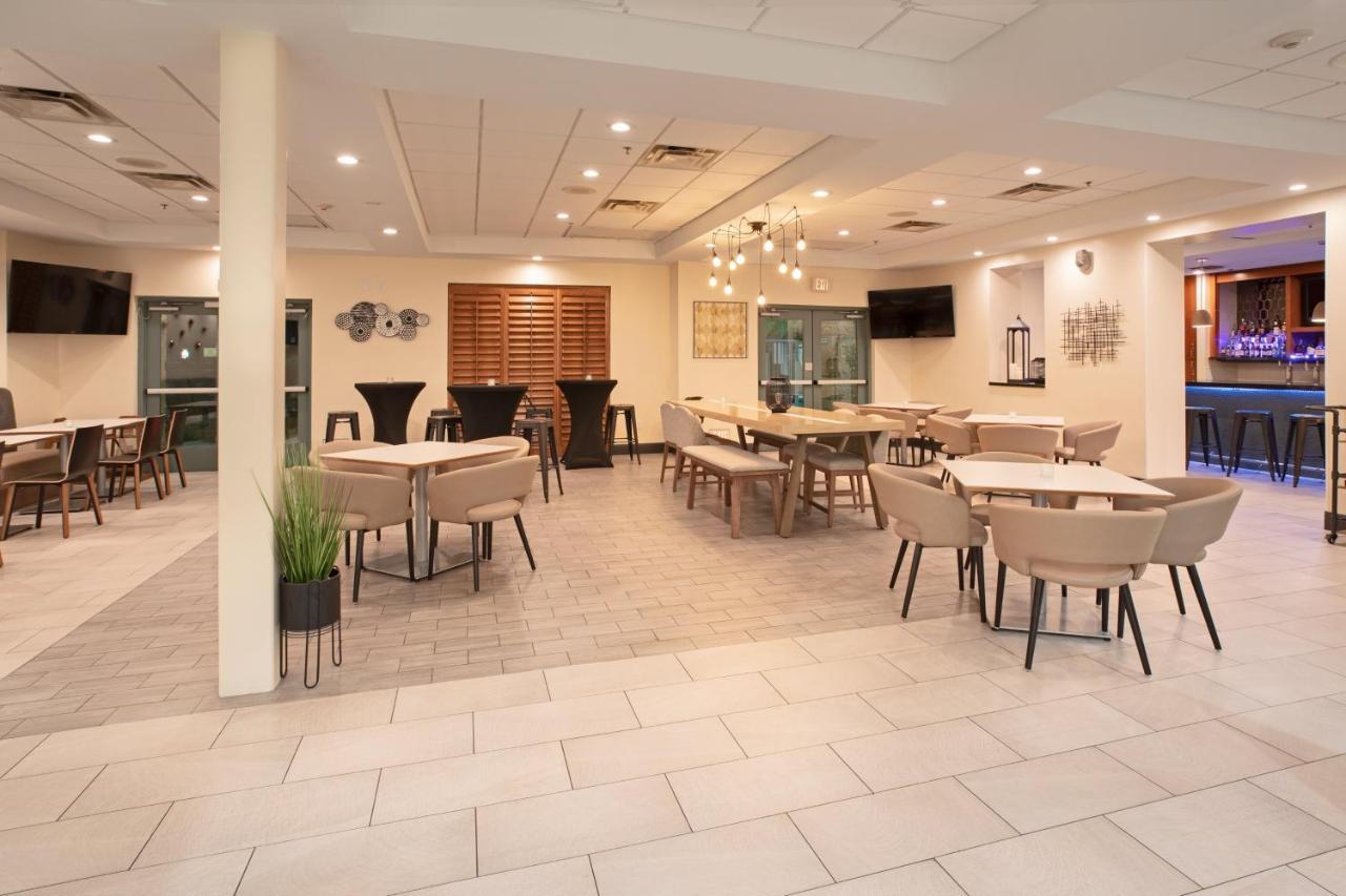 Holiday Inn & Suites Goodyear - West Phoenix Area By Ihg Ngoại thất bức ảnh