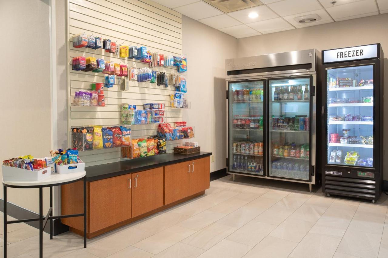 Holiday Inn & Suites Goodyear - West Phoenix Area By Ihg Ngoại thất bức ảnh